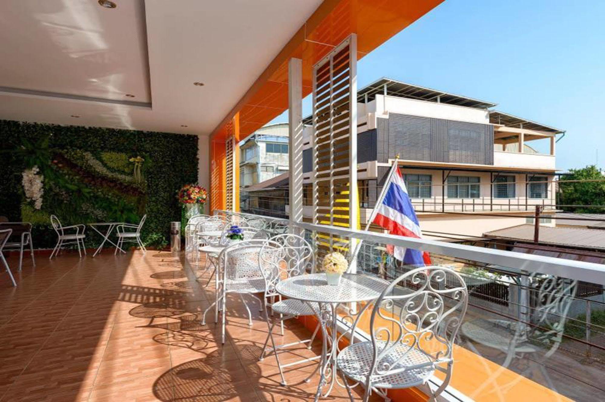 Klang Muang @ Nongkhai Hotel Nong Khai Exterior foto